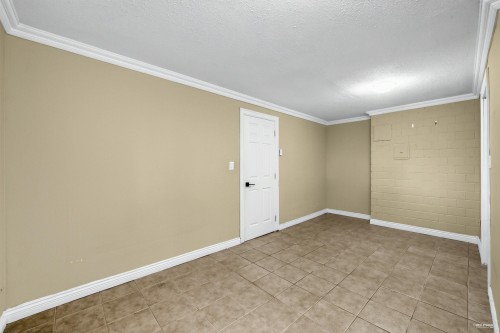 14136 59A Avenue, Surrey, BC 