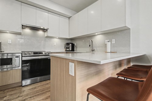 308-13969 96 Avenue, Surrey, BC 