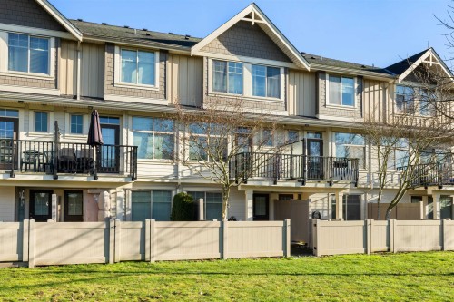 25-19525 73 Avenue  Surrey, BC V4N 6L7