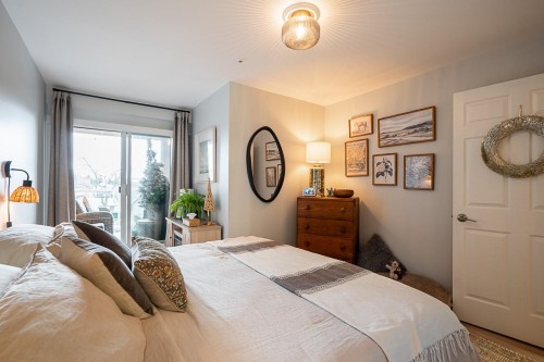 209-15233 Pacific Avenue, White Rock, BC 