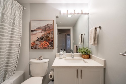 209-15233 Pacific Avenue, White Rock, BC 