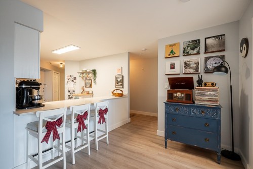 209-15233 Pacific Avenue, White Rock, BC 