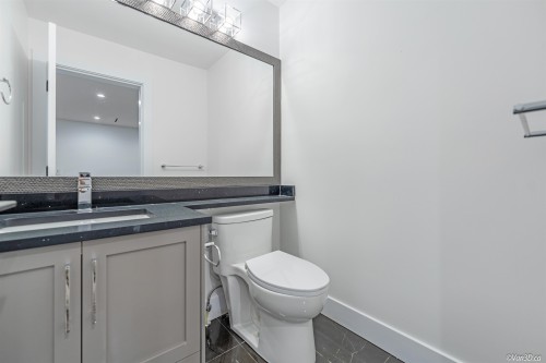 19774 33 Ave, Langley, BC 