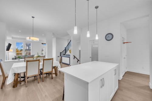 16549 21 Avenue, Surrey, BC 