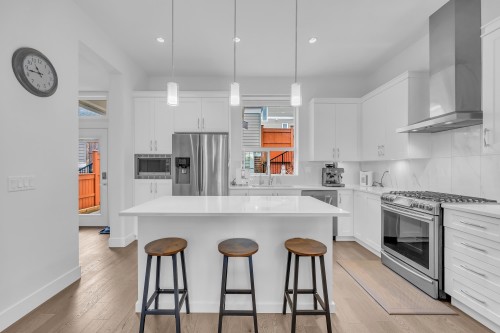 16549 21 Avenue, Surrey, BC 