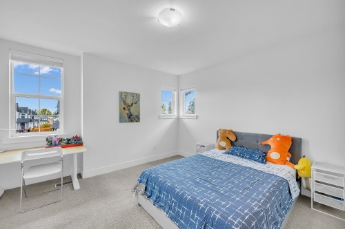 16549 21 Avenue, Surrey, BC 