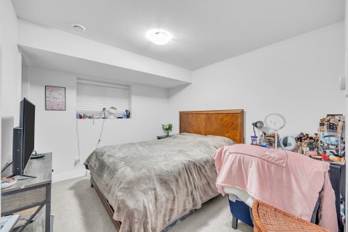 16549 21 Avenue, Surrey, BC 