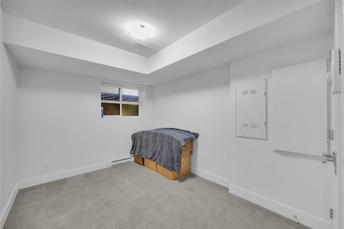 16549 21 Avenue, Surrey, BC 