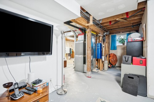 18451 66 Avenue, Surrey, BC 