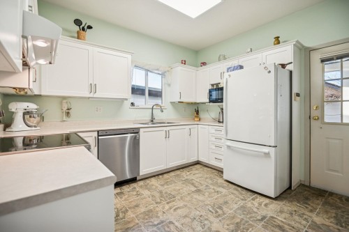 18451 66 Avenue, Surrey, BC 