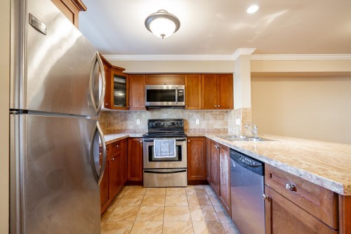 25-6238 192 Street, Surrey, BC 