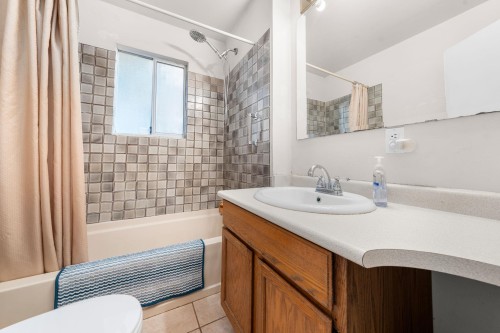 14750 60 Avenue, Surrey, BC 