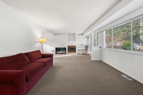 14750 60 Avenue, Surrey, BC 