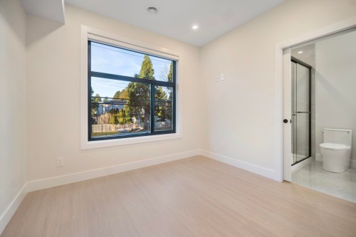 14204 North Bluff Road, White Rock, BC 