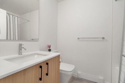 99-15235 Sitka Drive, Surrey, BC 