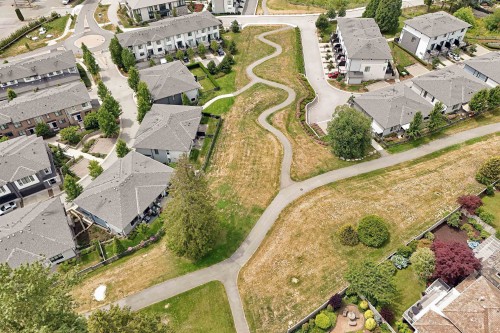 99-15235 Sitka Drive, Surrey, BC 