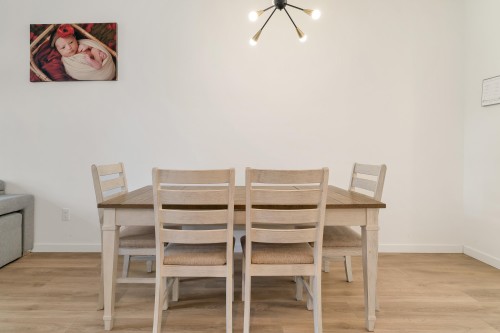 99-15235 Sitka Drive, Surrey, BC 