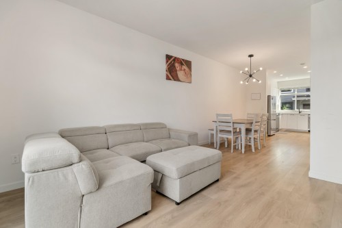 99-15235 Sitka Drive, Surrey, BC 