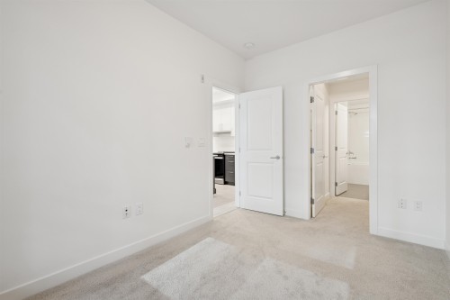 B123-20834 80 Avenue, Langley, BC 