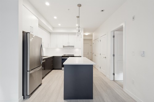B123-20834 80 Avenue, Langley, BC 
