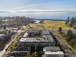 312-15875 Marine Drive  White Rock, BC V4B 5J2