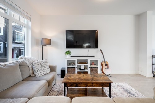 89-2070 Oak Meadows Drive, Surrey, BC 