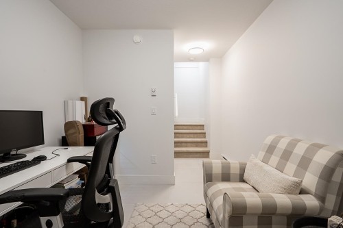 89-2070 Oak Meadows Drive, Surrey, BC 