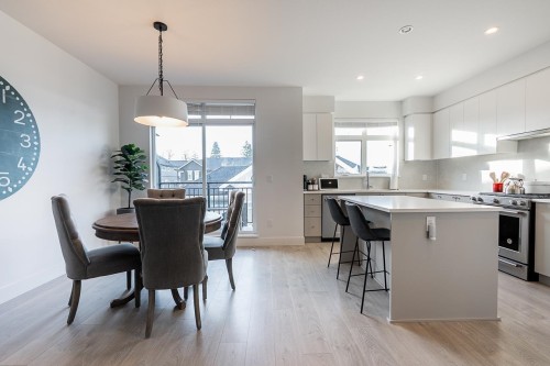 89-2070 Oak Meadows Drive, Surrey, BC 