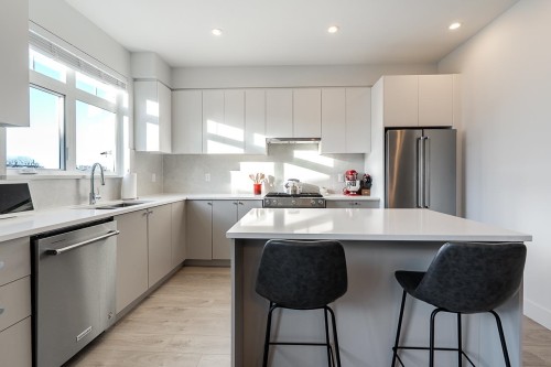 89-2070 Oak Meadows Drive, Surrey, BC 