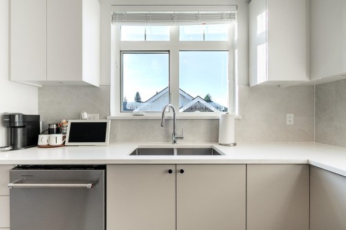 89-2070 Oak Meadows Drive, Surrey, BC 