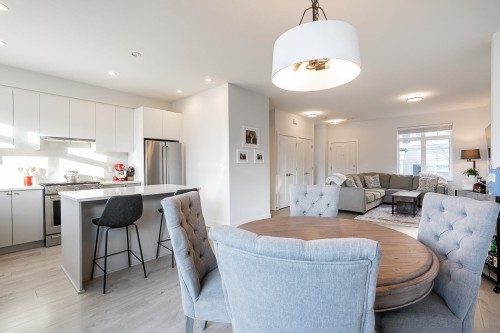 89-2070 Oak Meadows Drive, Surrey, BC 