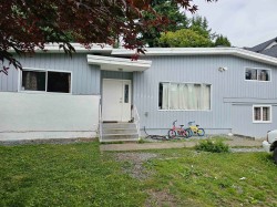 10297 129 Street  Surrey, BC V3T 3H1