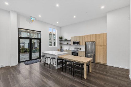 606-13623 81A Avenue, Surrey, BC 