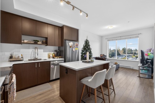 606-13623 81A Avenue, Surrey, BC 