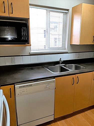 301-20200 56 Avenue, Langley, BC 