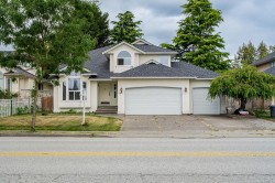 16089 80 Avenue  Surrey, BC V4N 0X1