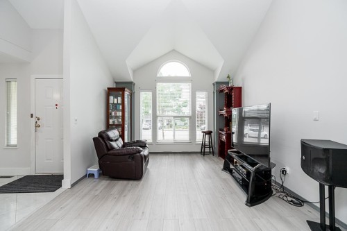 16089 80 Avenue, Surrey, BC 