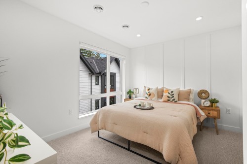 4-1959 165A Street, Surrey, BC 