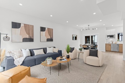 4-1959 165A Street, Surrey, BC 