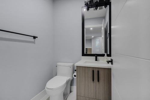 2596 Janzen Street, Abbotsford, BC 