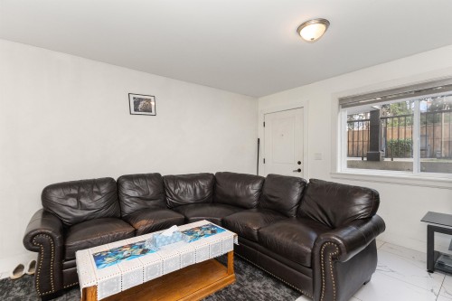 2018 Vinewood Street, Abbotsford, BC 