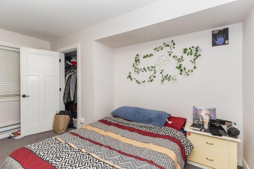 2018 Vinewood Street, Abbotsford, BC 