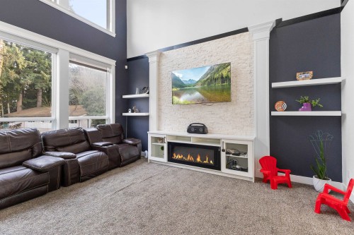 2018 Vinewood Street, Abbotsford, BC 