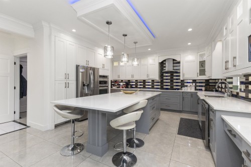 2018 Vinewood Street, Abbotsford, BC 