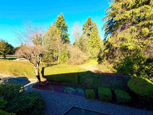 212-9310 King George Highway, Surrey, BC 