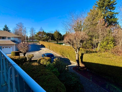 212-9310 King George Highway, Surrey, BC 