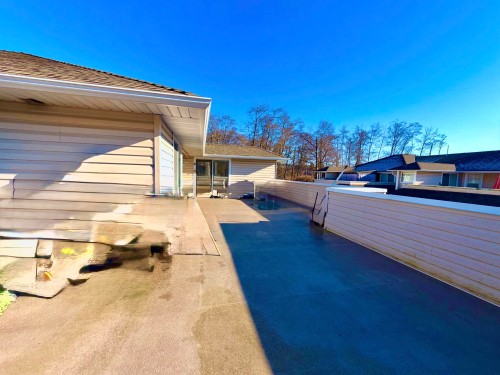 212-9310 King George Highway, Surrey, BC 