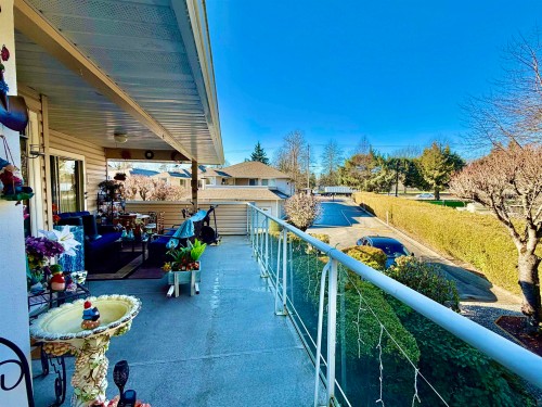 212-9310 King George Highway, Surrey, BC 