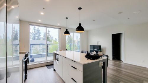 403-10778 138 Street  Surrey, BC V3T 0S5