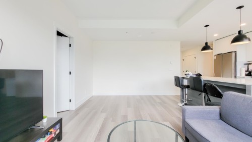 403-10778 138 Street, Surrey, BC 